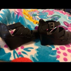 Girls wedges